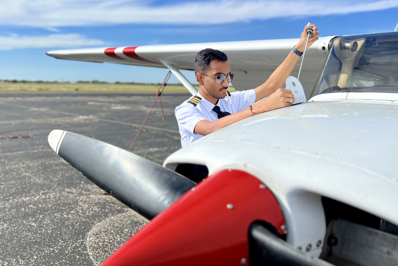 US Aviation Academy Flight Training Student Pilot Training Flight School